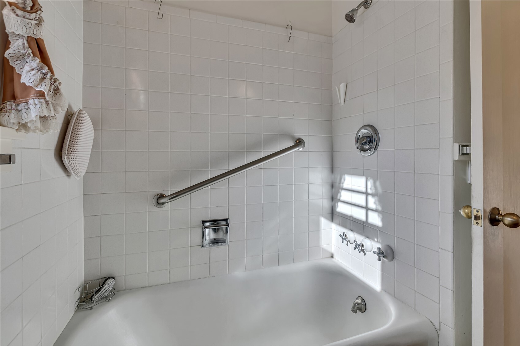 2411 Thurston Avenue Property Photo 19