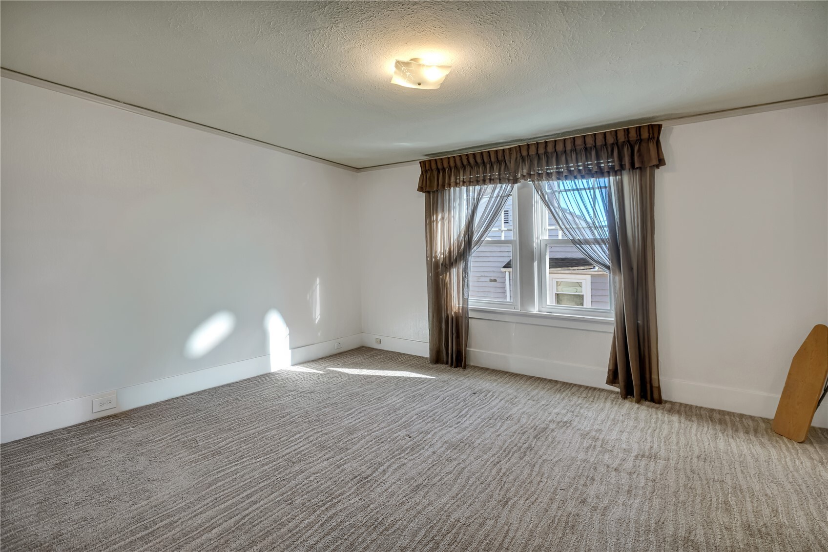 2411 Thurston Avenue Property Photo 23