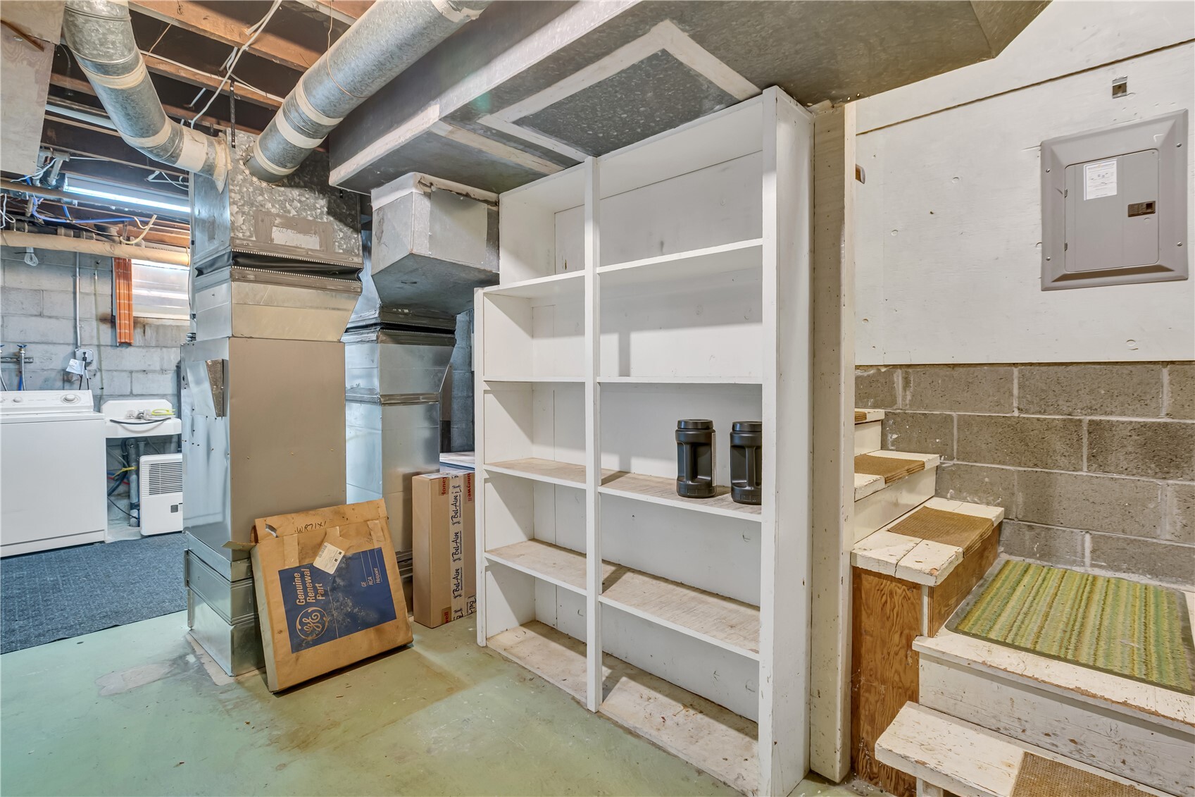 2411 Thurston Avenue Property Photo 28