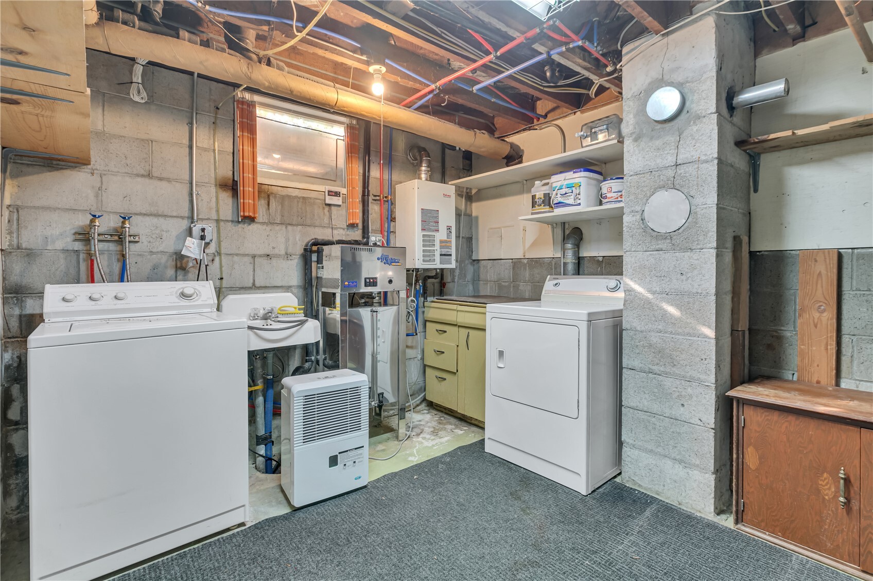 2411 Thurston Avenue Property Photo 29