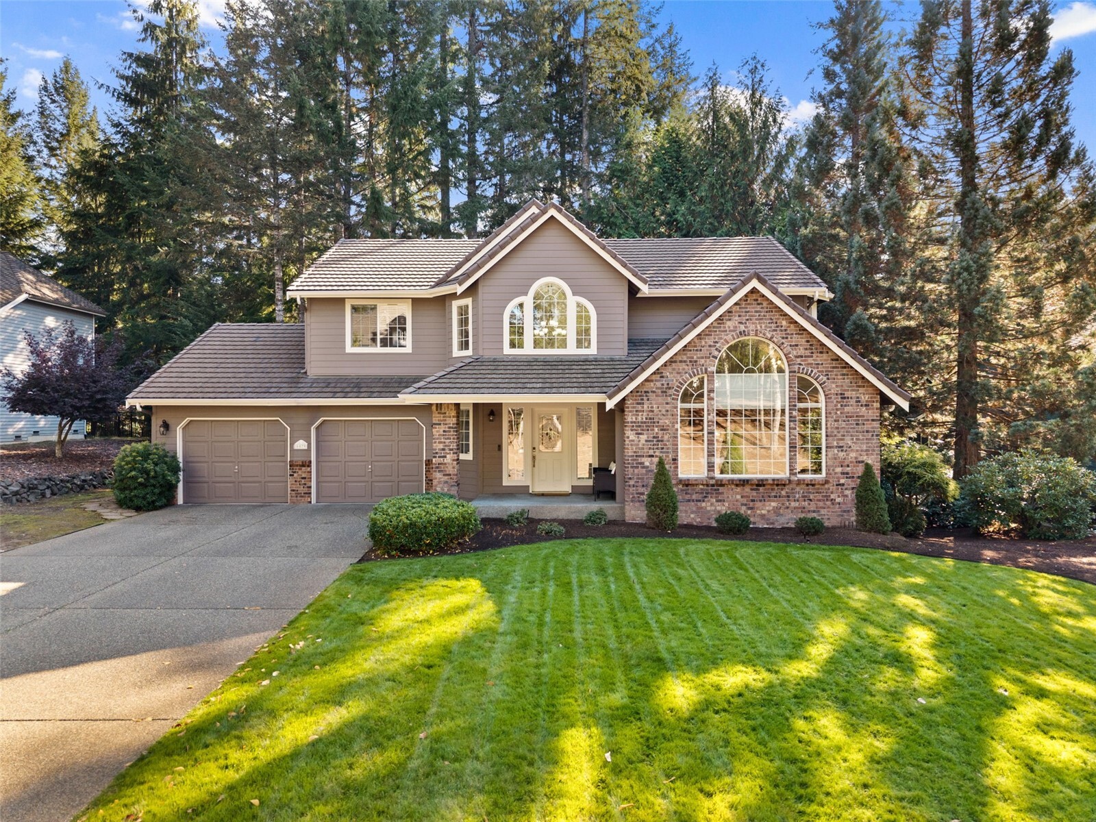 6579 Gleneagle Avenue Property Photo 1
