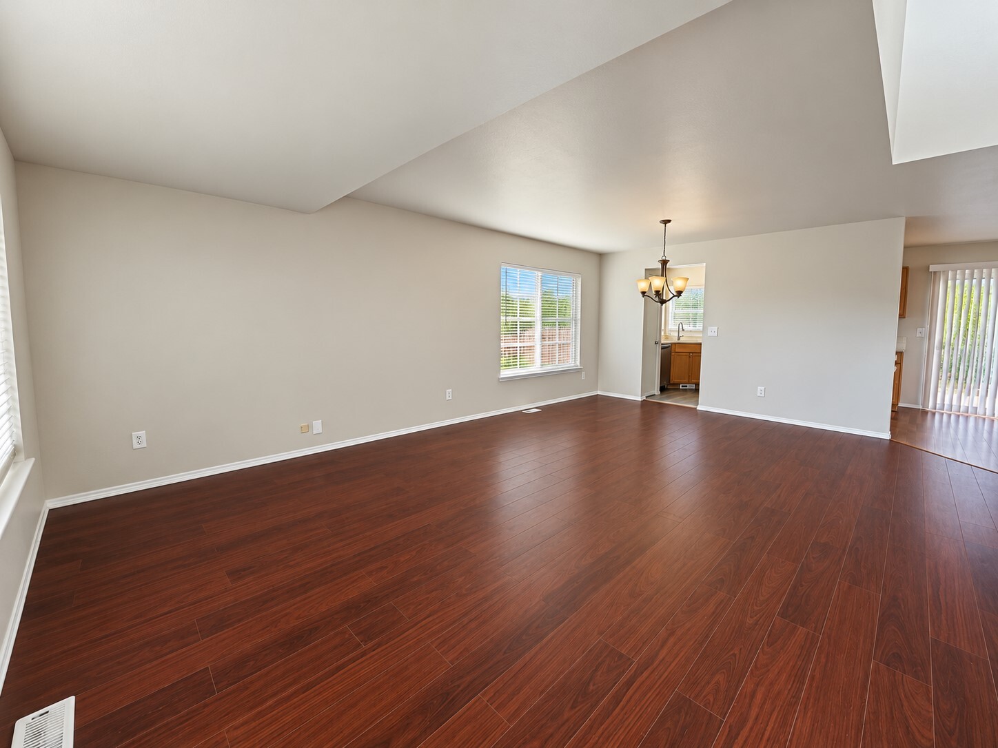 20304 80th Avenue Property Photo 3