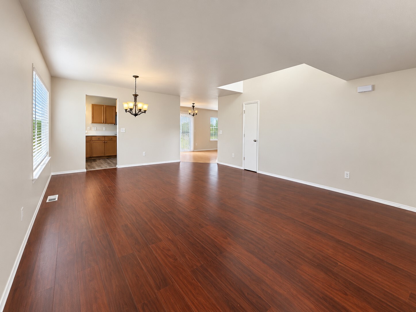 20304 80th Avenue Property Photo 4