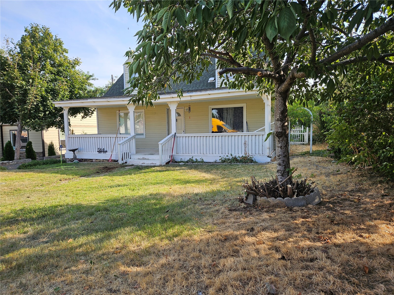 465 3rd Avenue Property Photo 1