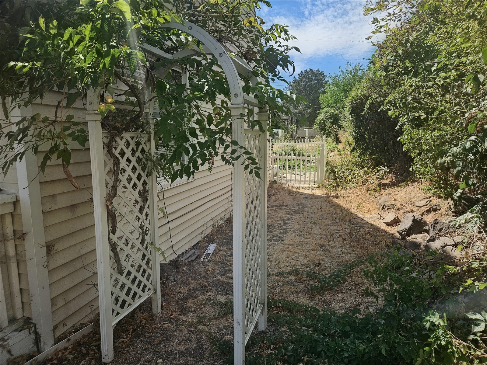 465 3rd Avenue Property Photo 10