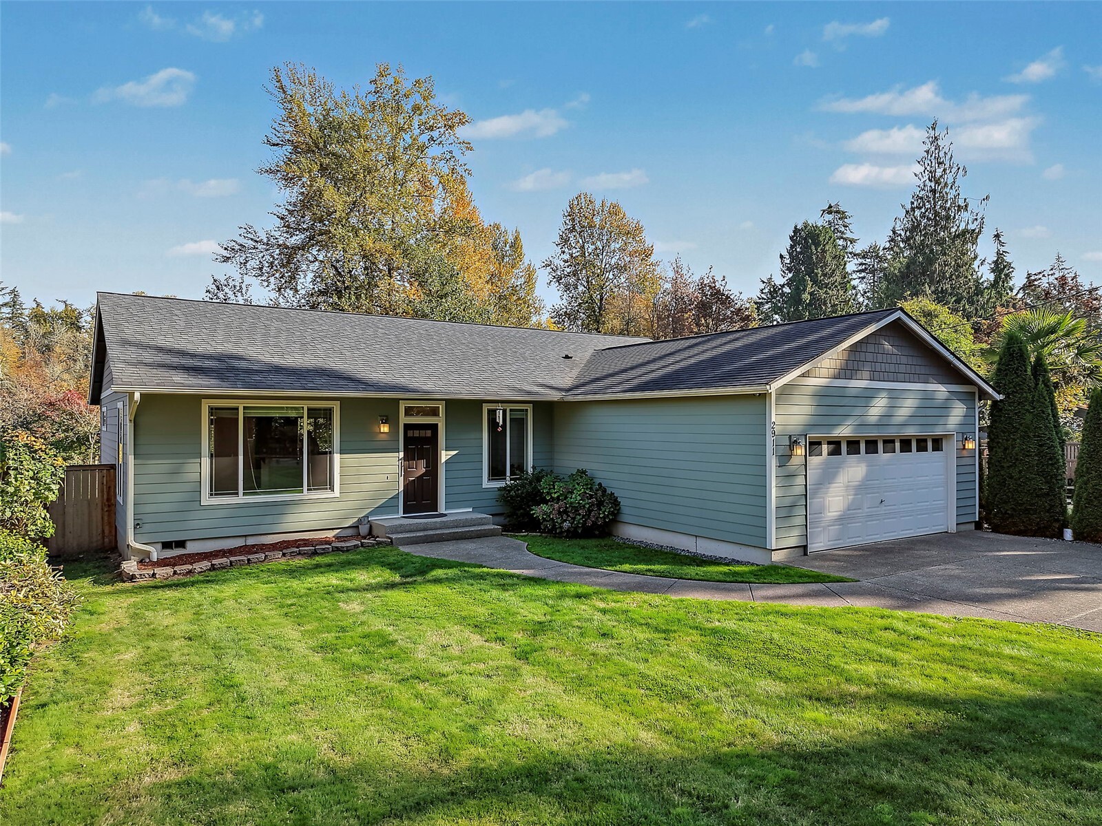 2911 112th Avenue Property Photo 2