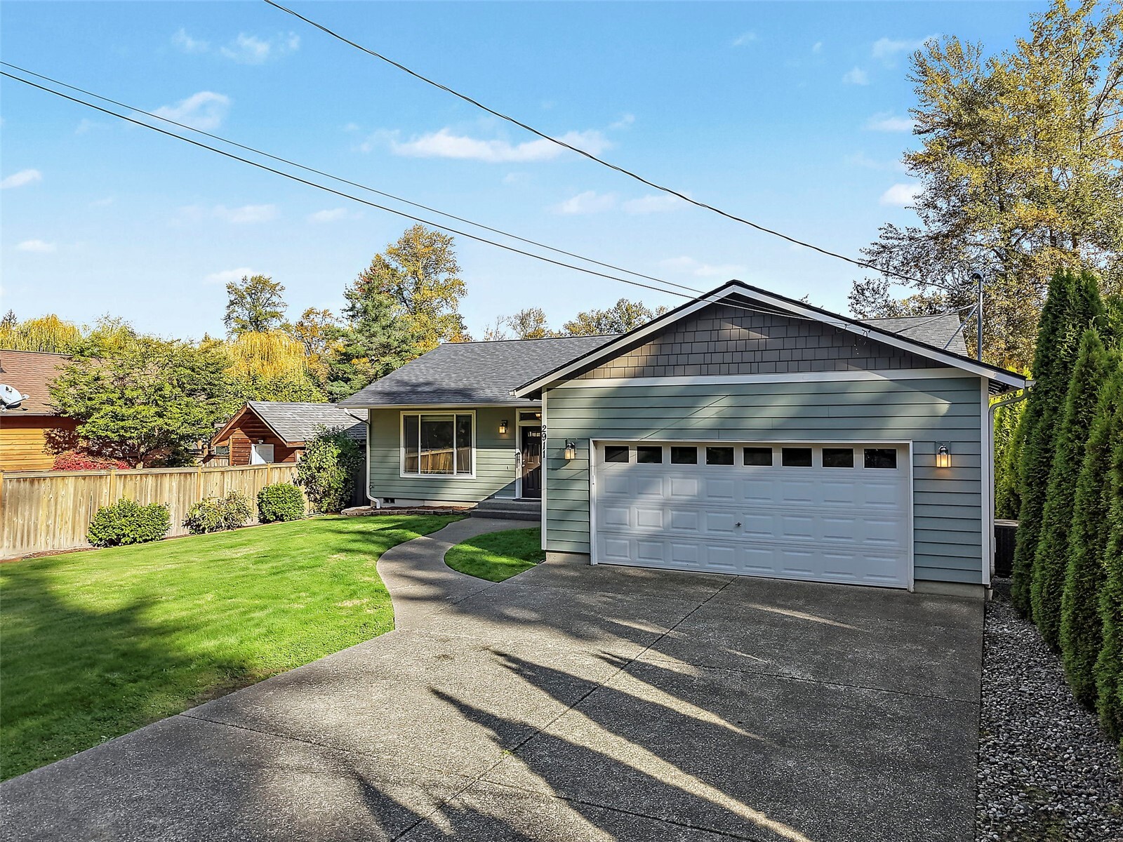 2911 112th Avenue Property Photo 3