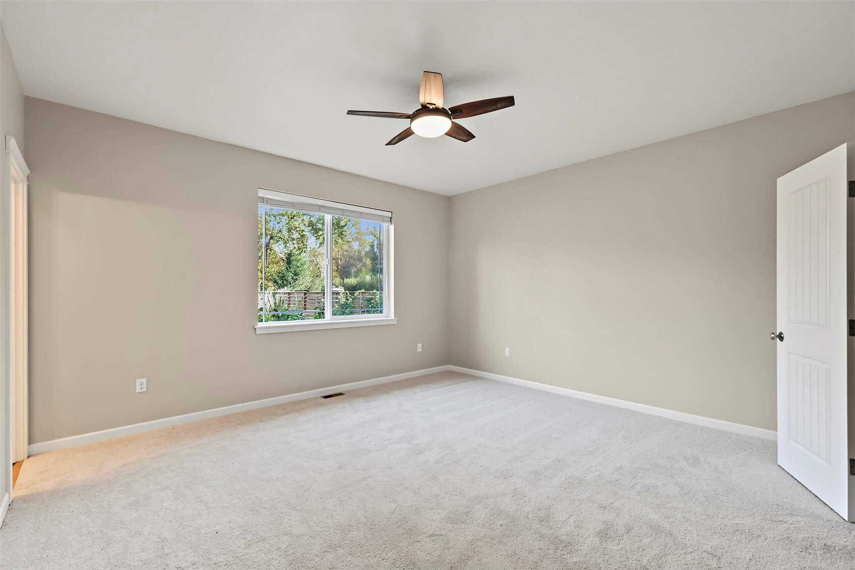 2911 112th Avenue Property Photo 15