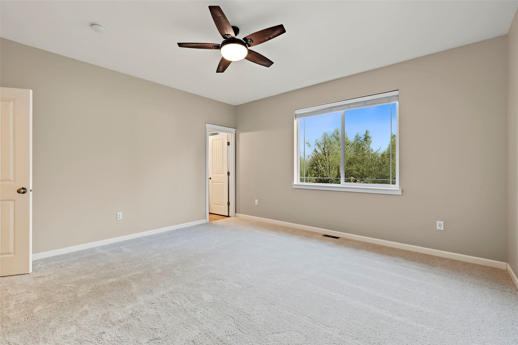 2911 112th Avenue Property Photo 16