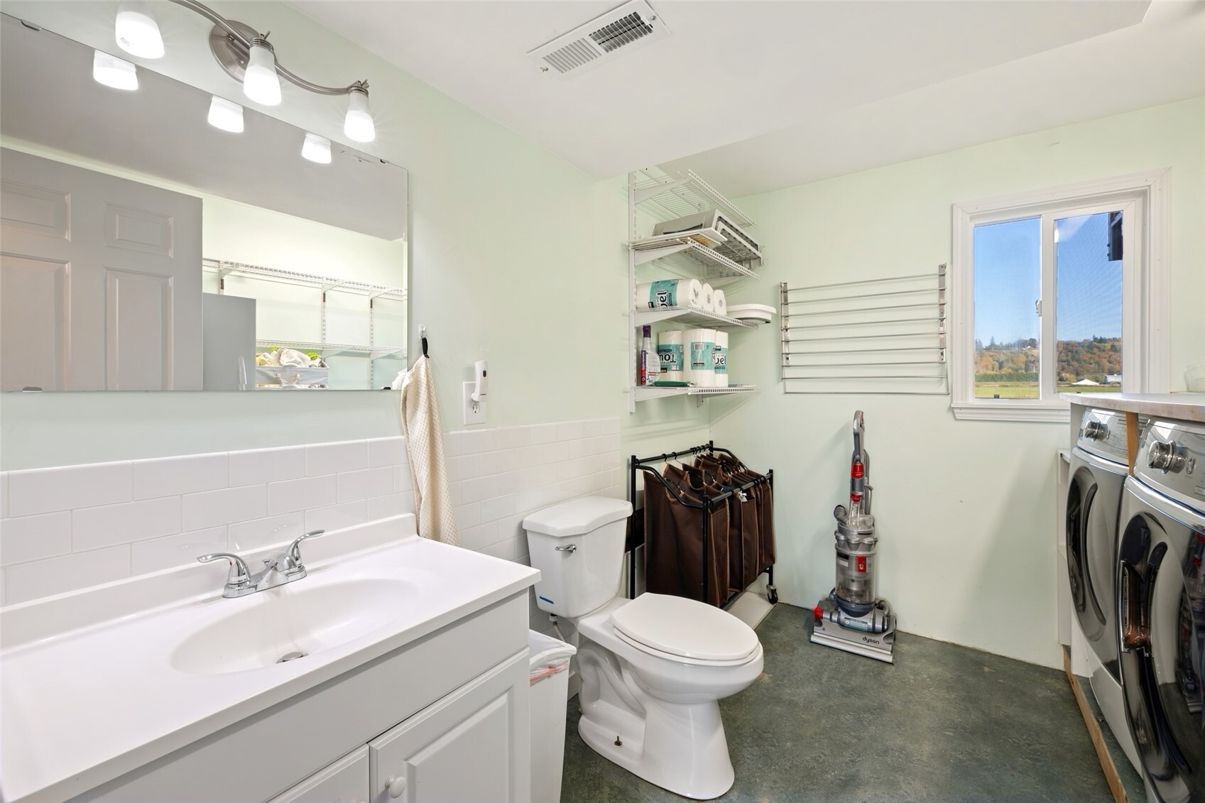 12421 57th Drive Property Photo 17