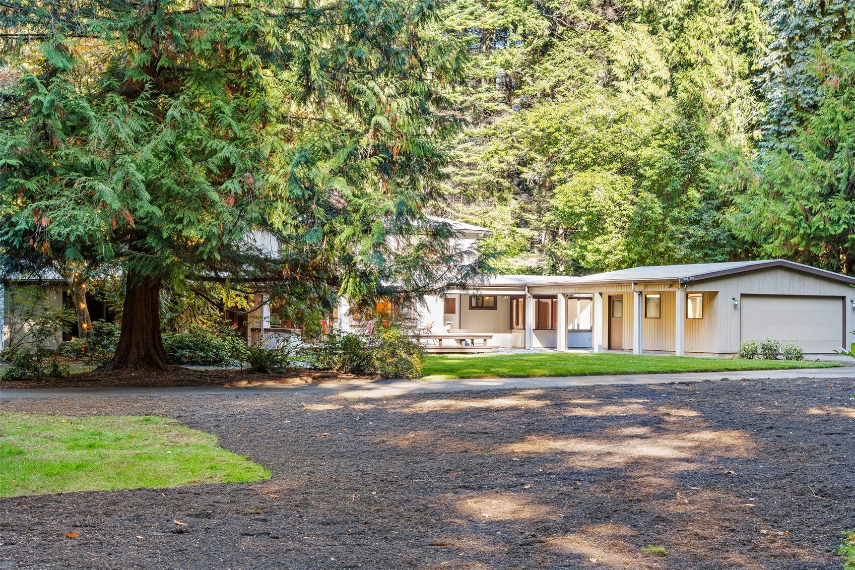 11002 Kulshan Road Property Photo 4
