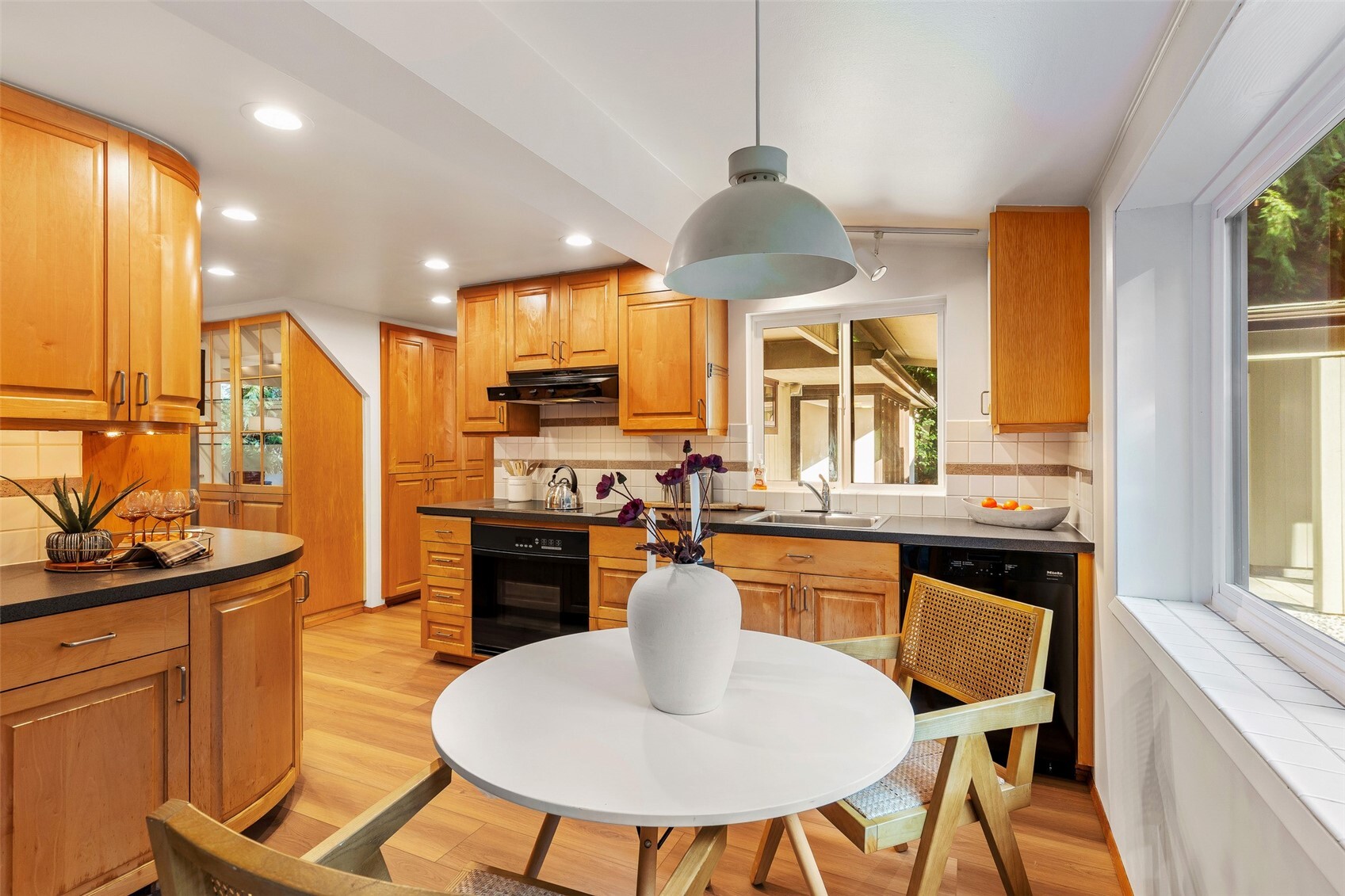 11002 Kulshan Road Property Photo 14