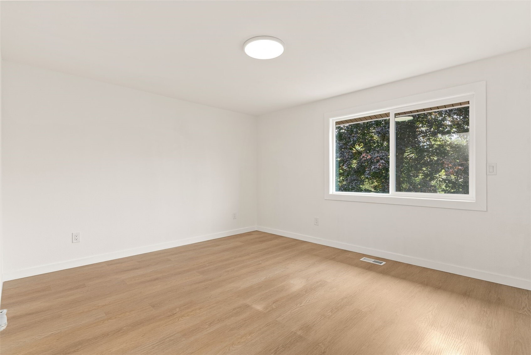 9920 149th Street Property Photo 17