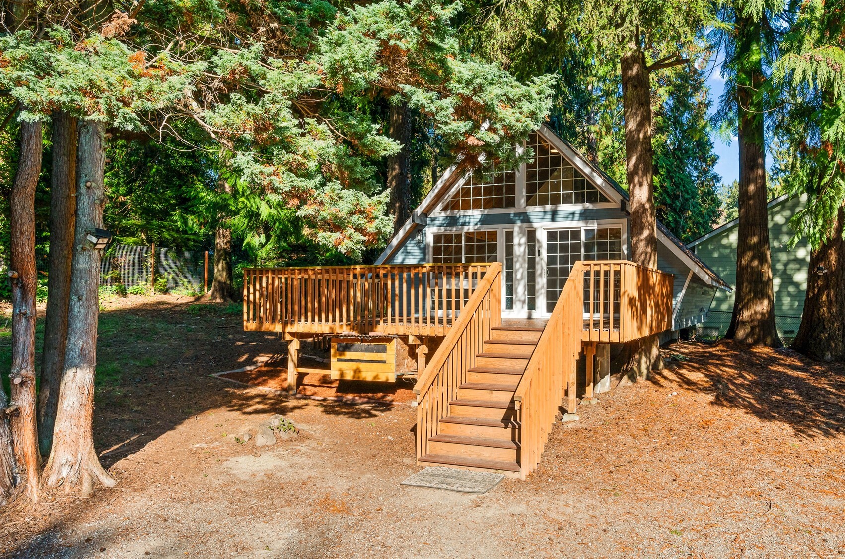 1407 Shuksan Drive Property Photo 2