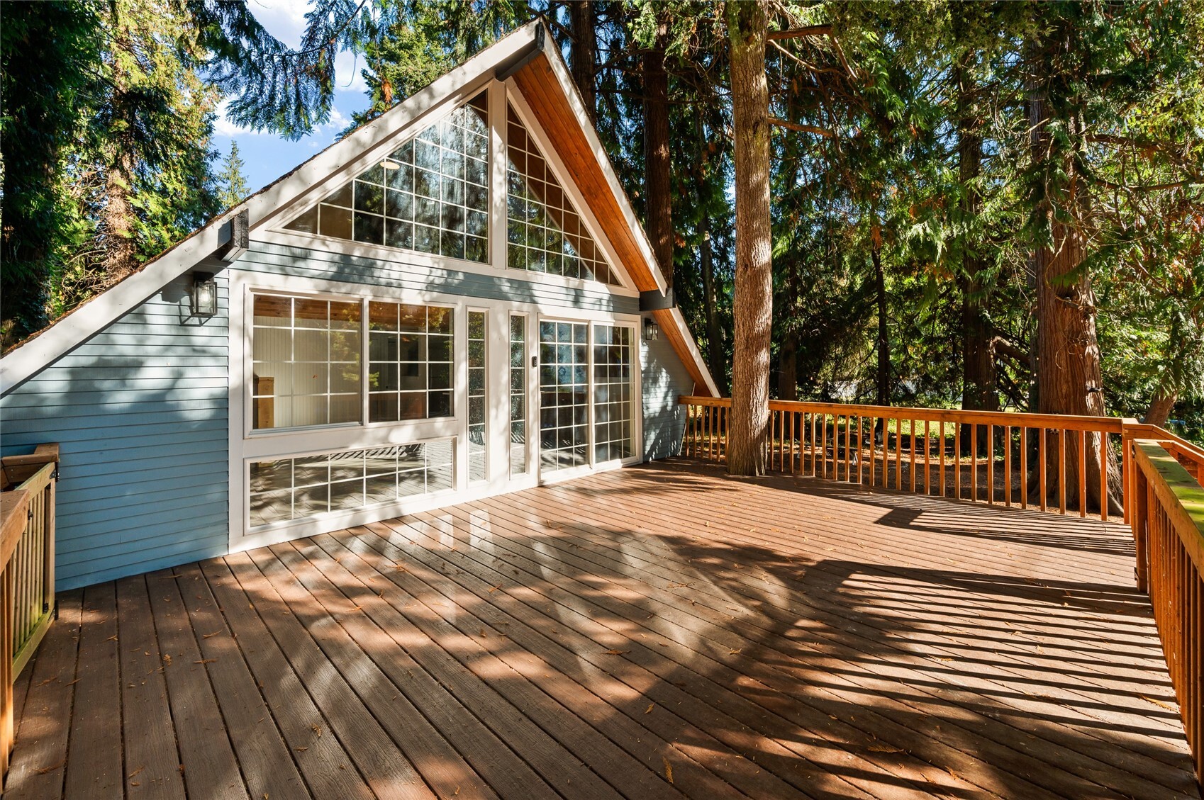1407 Shuksan Drive Property Photo 5