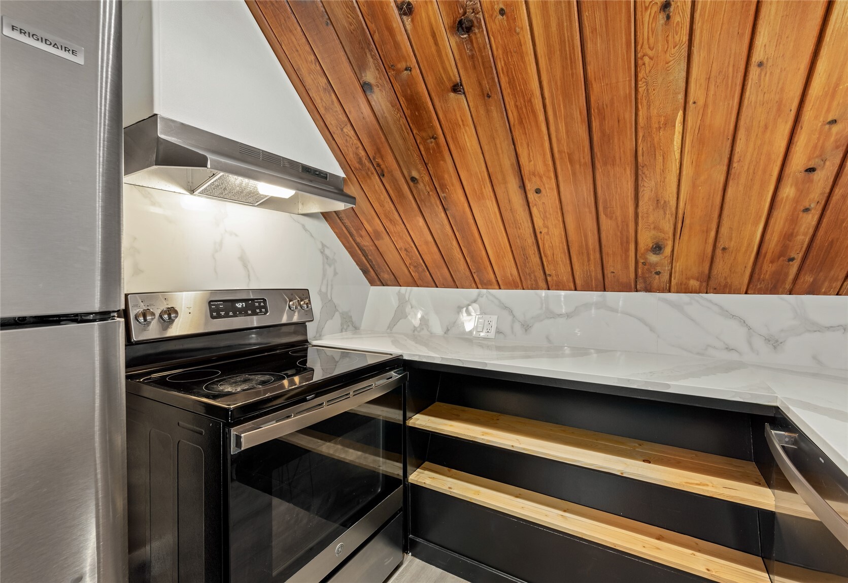 1407 Shuksan Drive Property Photo 10