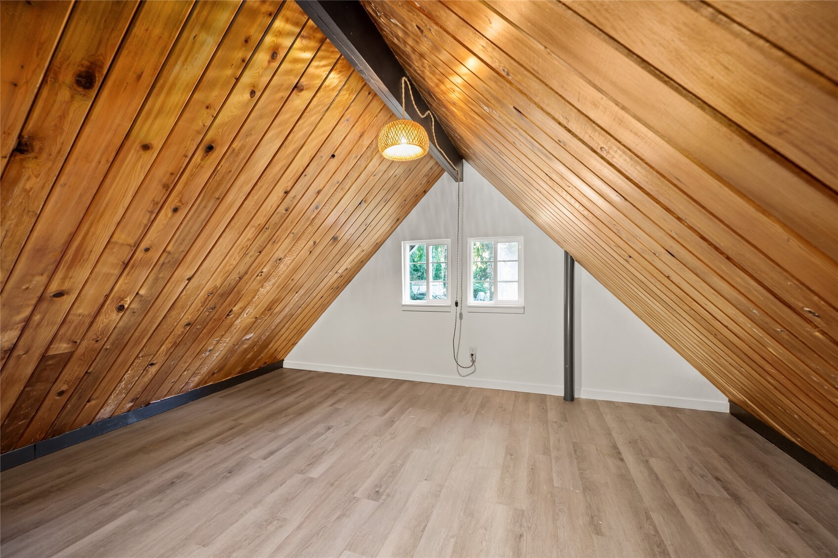 1407 Shuksan Drive Property Photo 15