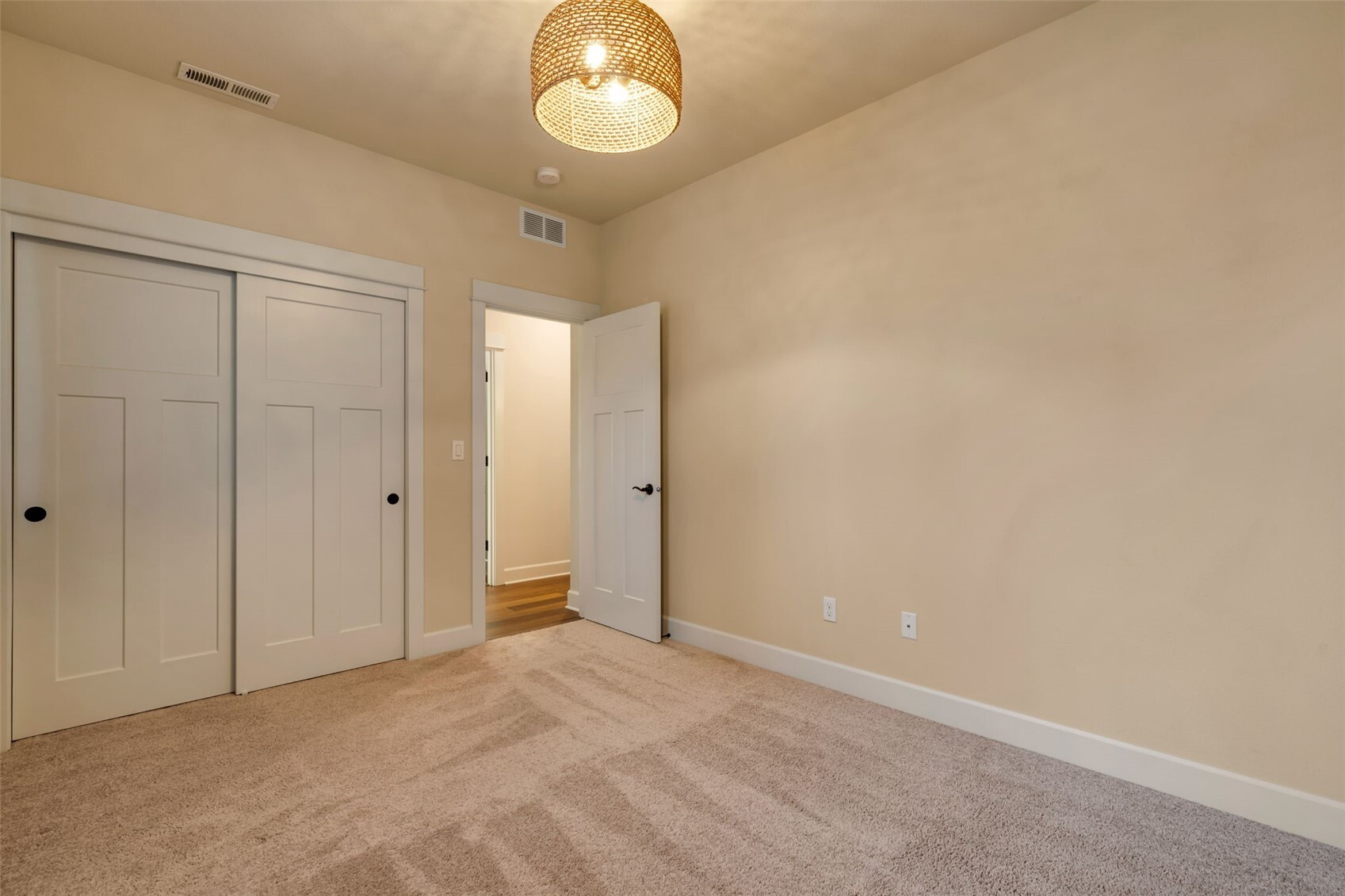 13614 Nw 52nd Avenue Property Photo 23