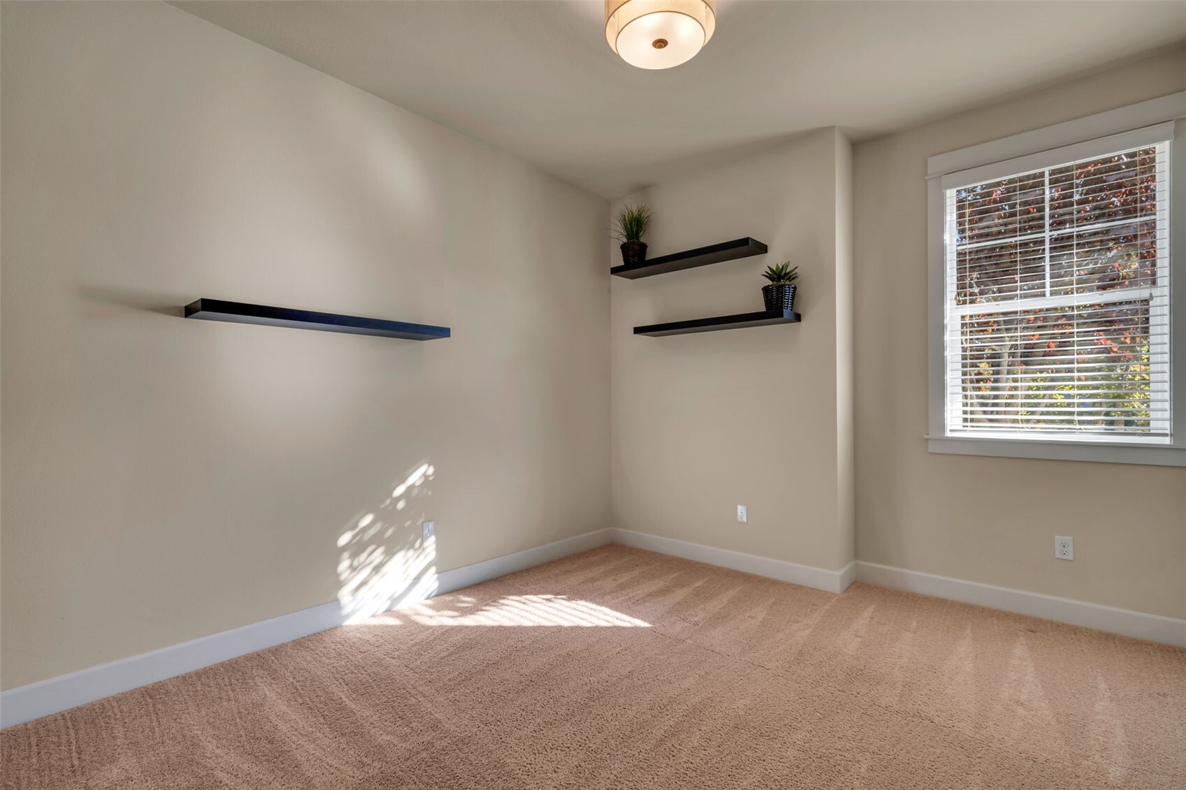 13614 Nw 52nd Avenue Property Photo 24