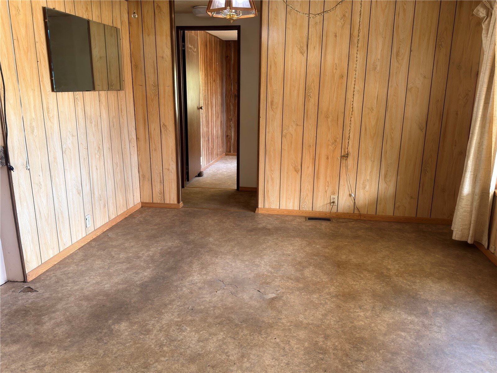 24 Hubbert Road Property Photo 7