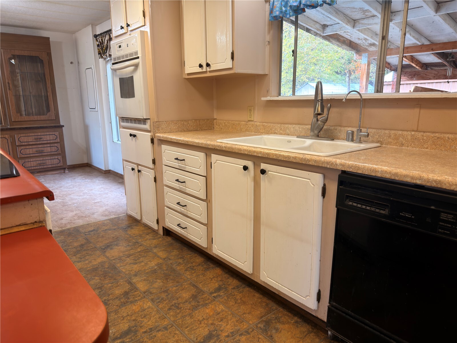 24 Hubbert Road Property Photo 10