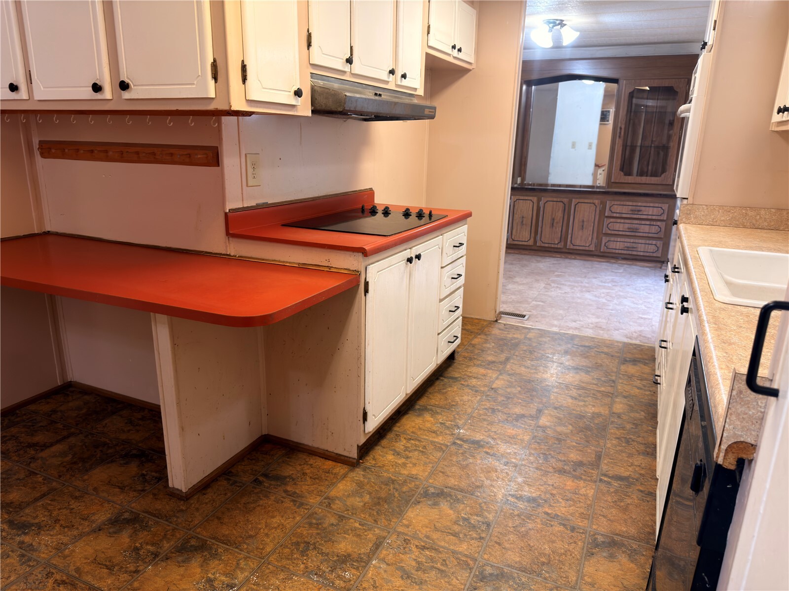 24 Hubbert Road Property Photo 11