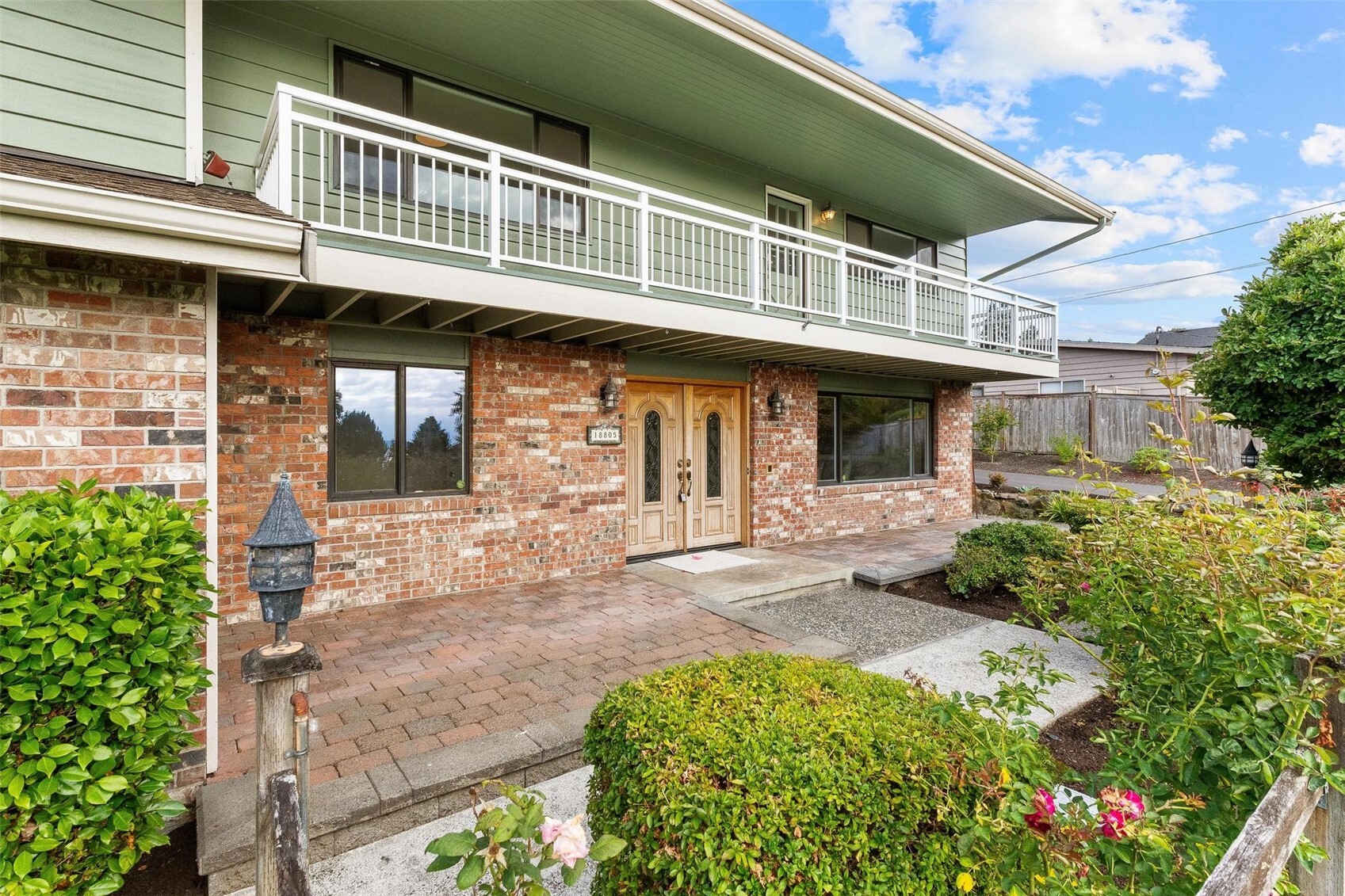 18805 94th Avenue Property Photo 4