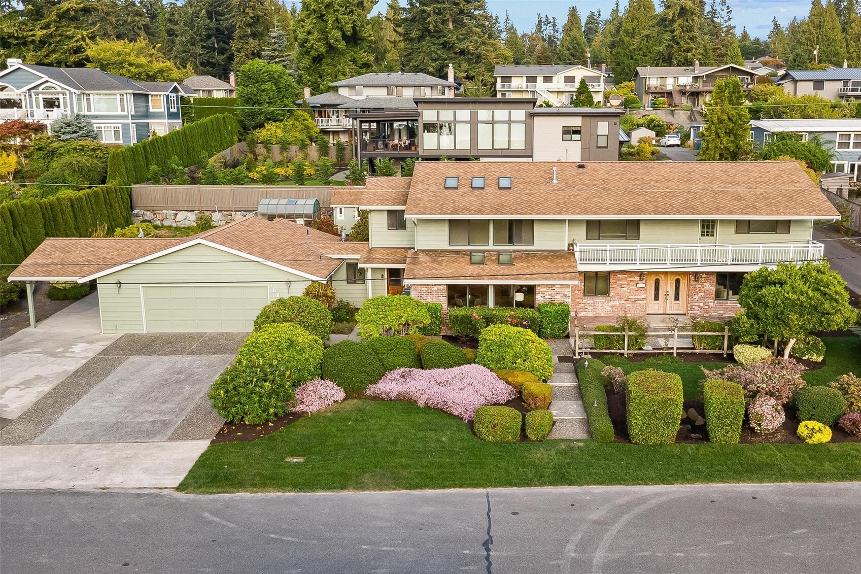 18805 94th Avenue Property Photo 7
