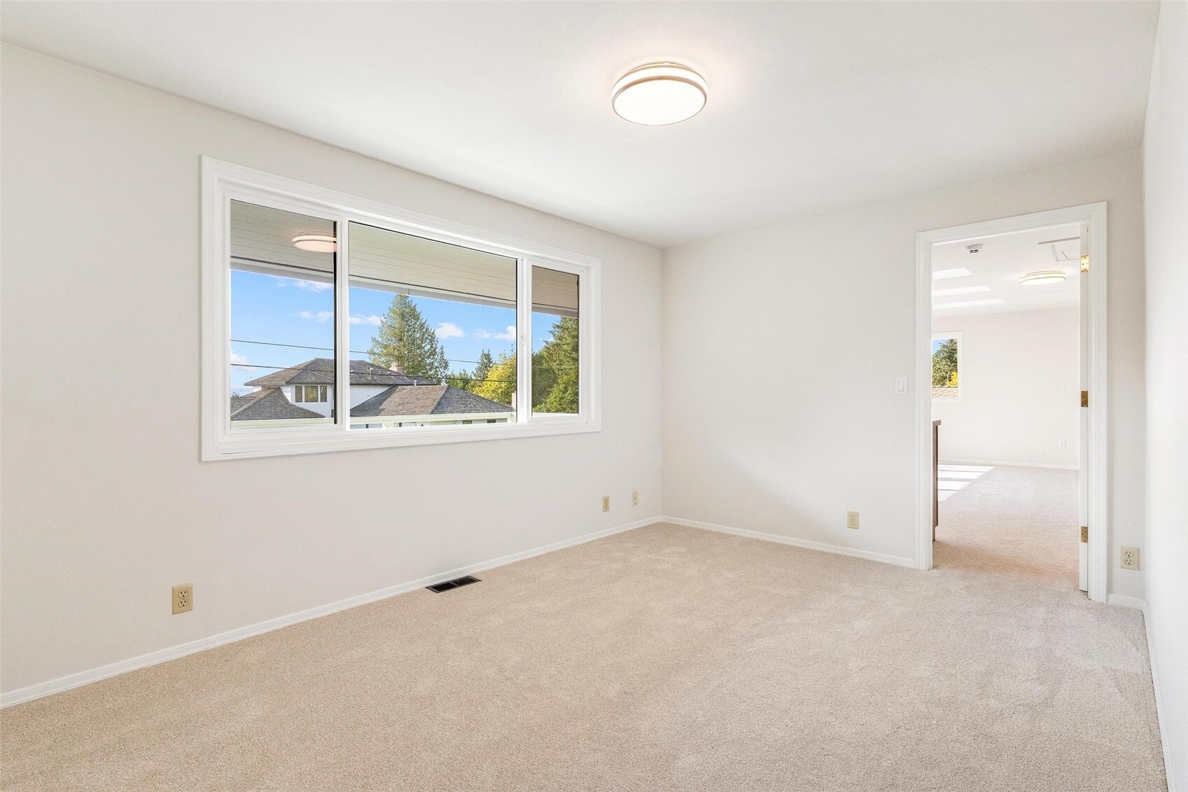 18805 94th Avenue Property Photo 35