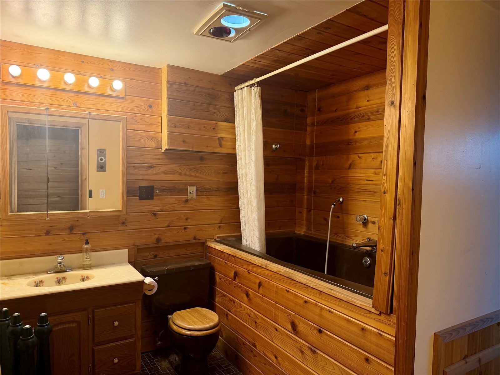 12 Twin Lakes Homes Road Property Photo 23