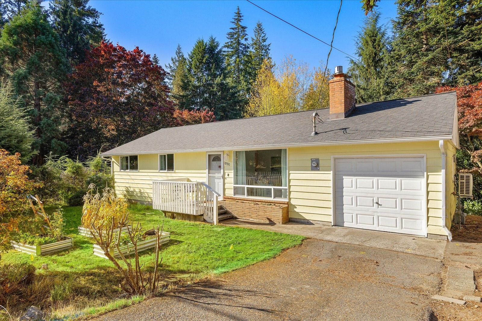 19330 52nd Avenue Property Photo 1