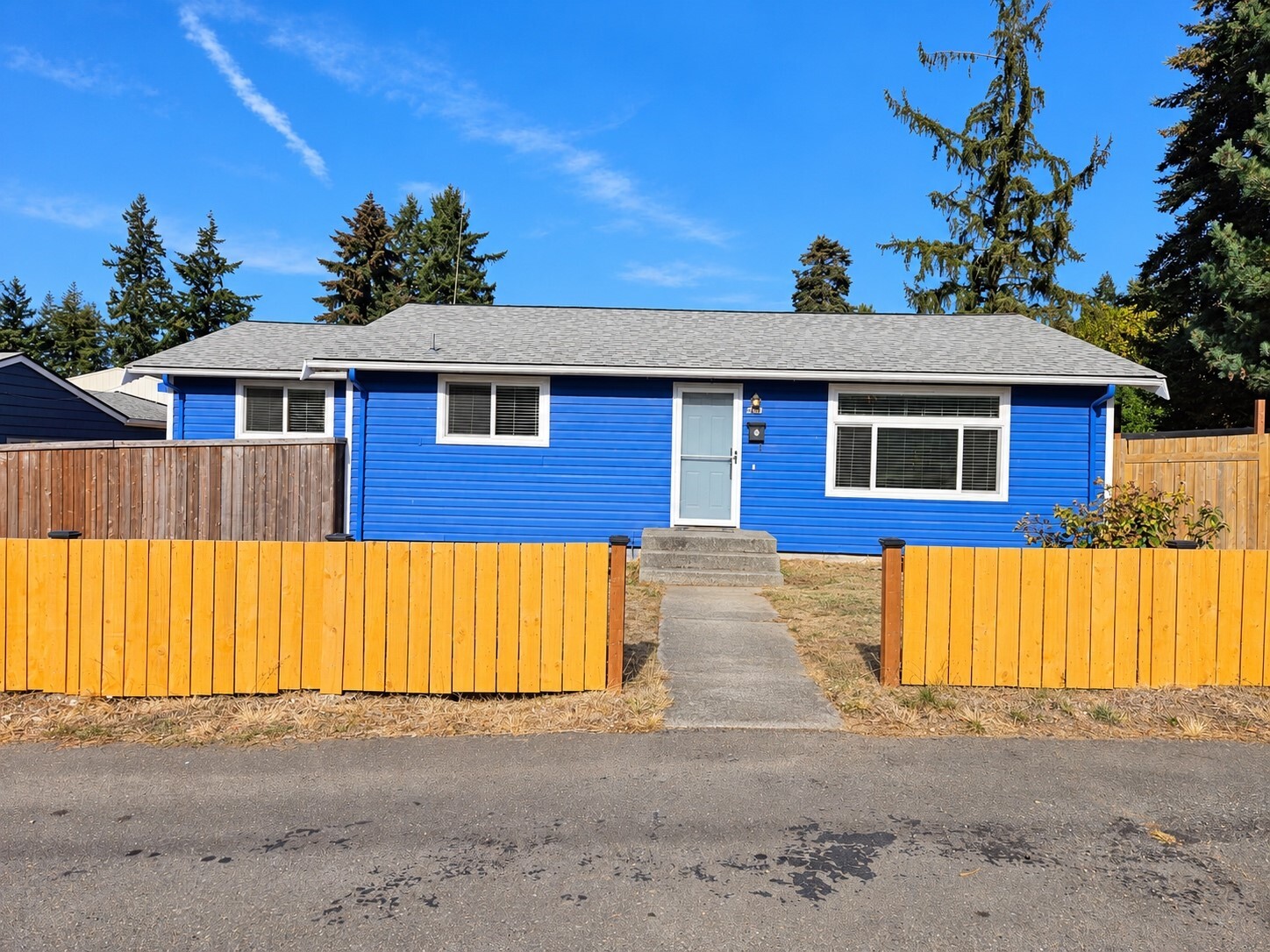 2401 S 72nd Street Property Photo 1