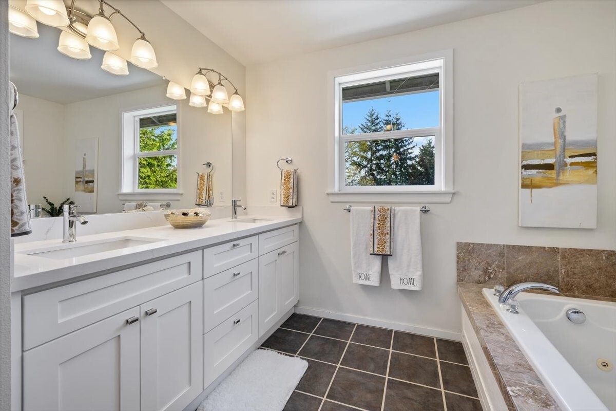 10917 28th Avenue Property Photo 16