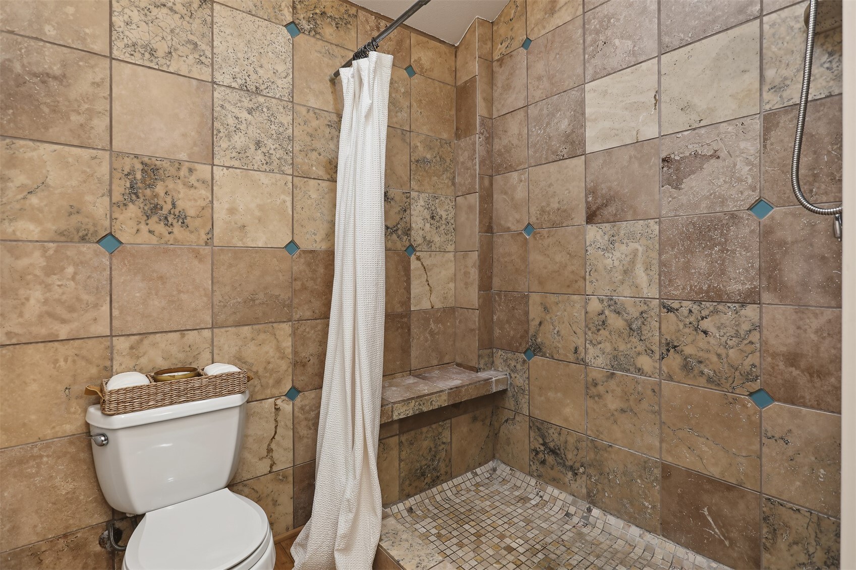 2242 Bonair Place Property Photo 22