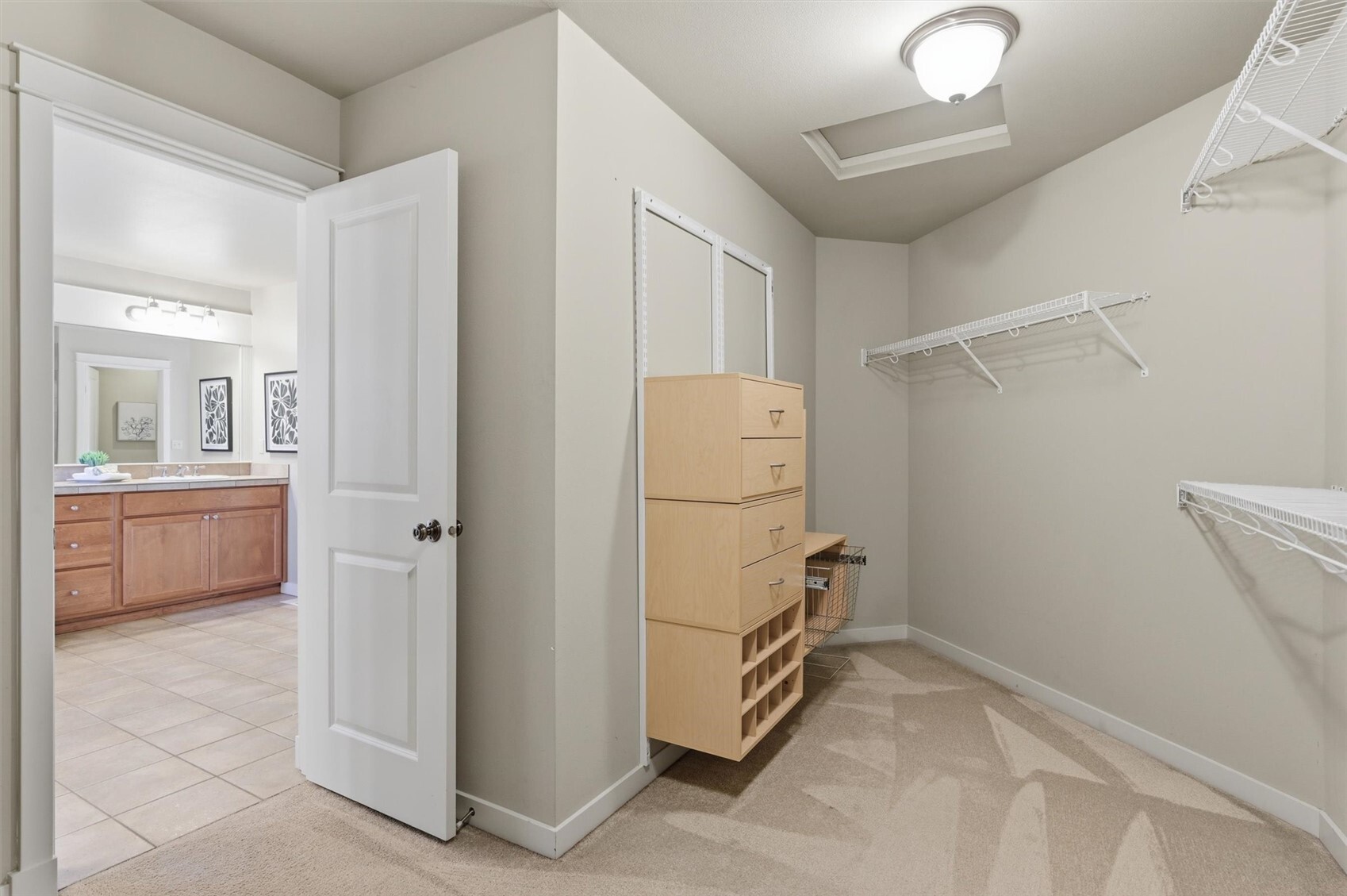 4566 Finch Street Property Photo 20