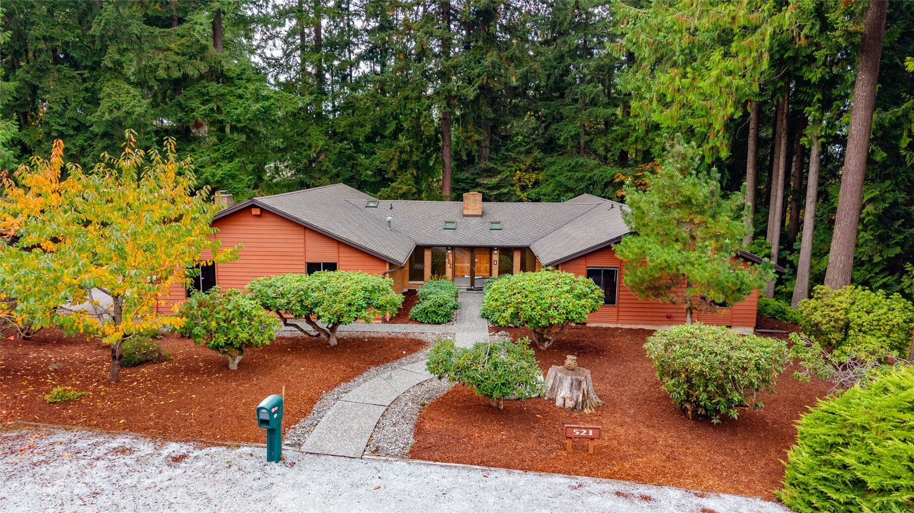 521 Shoshone Drive Property Photo 1