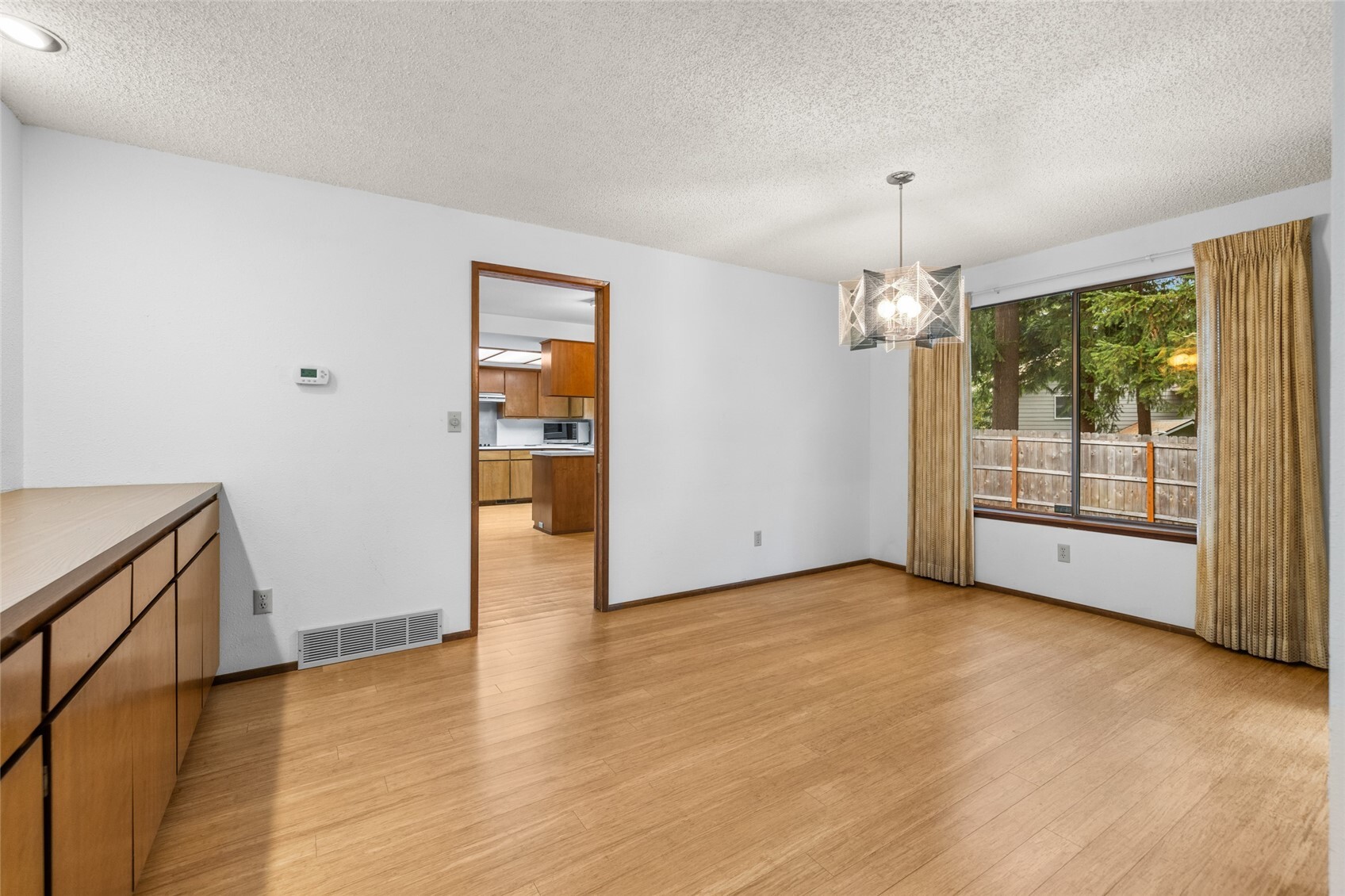 521 Shoshone Drive Property Photo 10