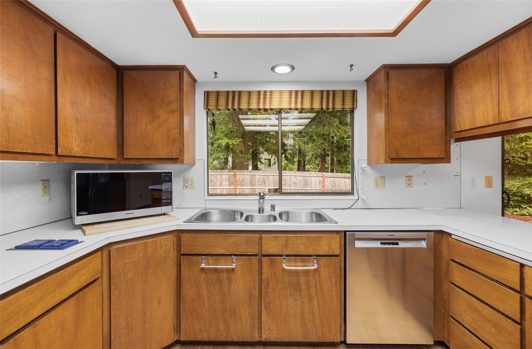 521 Shoshone Drive Property Photo 14