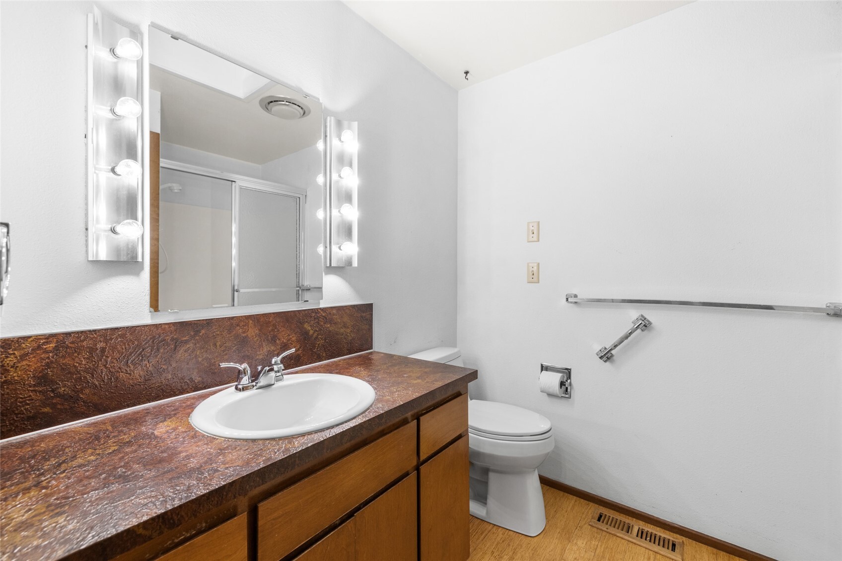 521 Shoshone Drive Property Photo 19