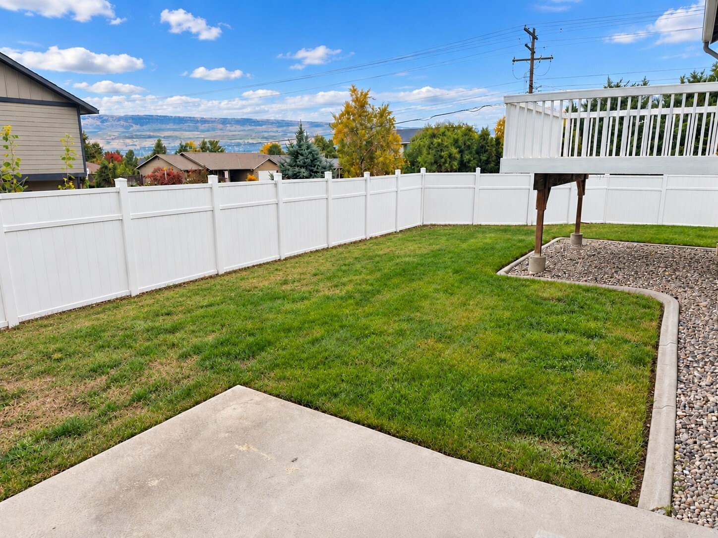 576 Saddle Rock Loop Property Photo 17