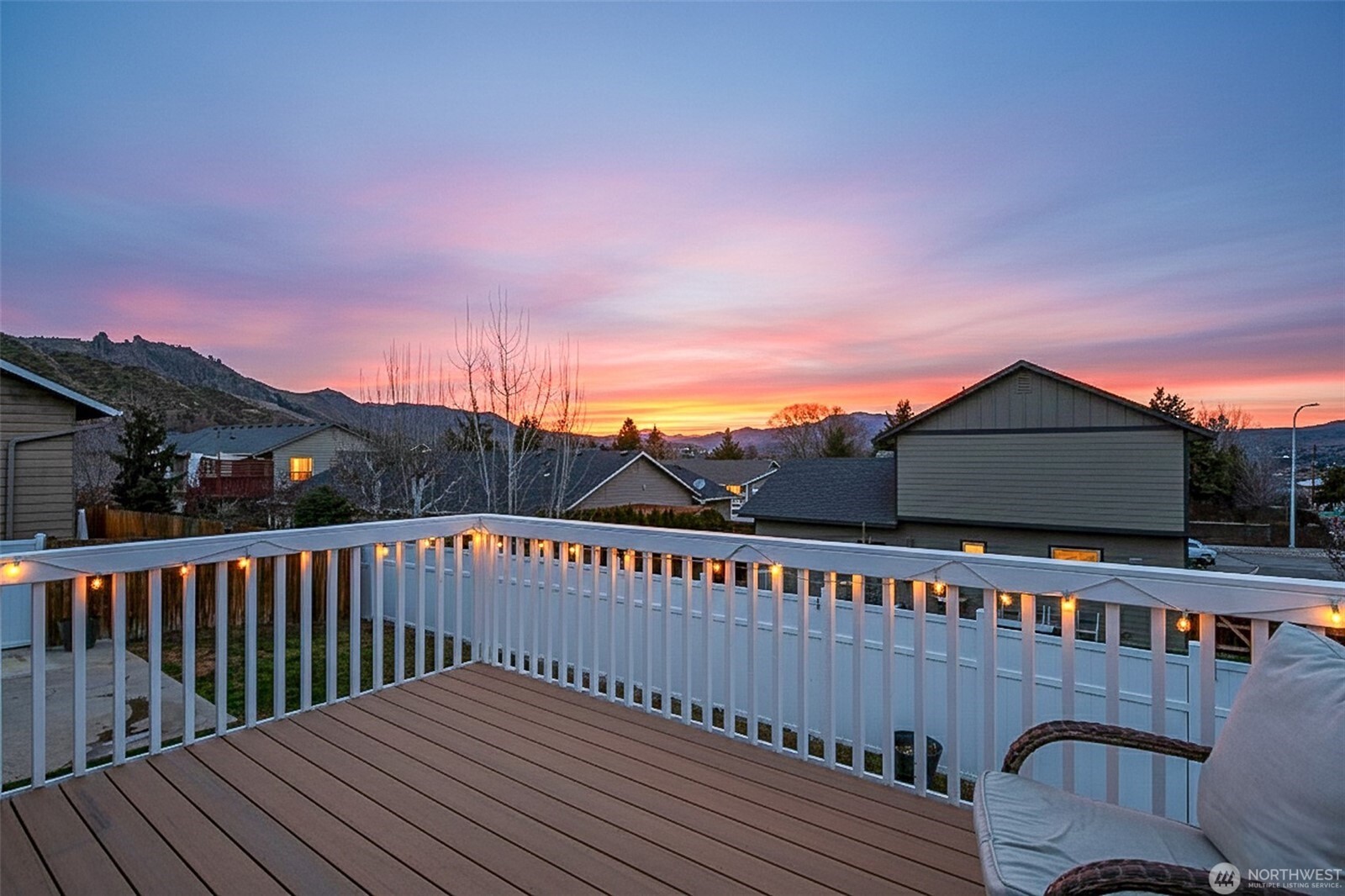 576 Saddle Rock Loop Property Photo 19