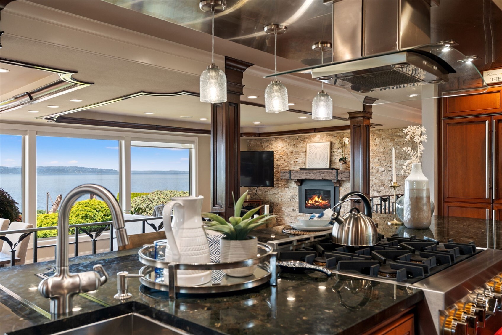 8723 Talbot Road Property Photo 16