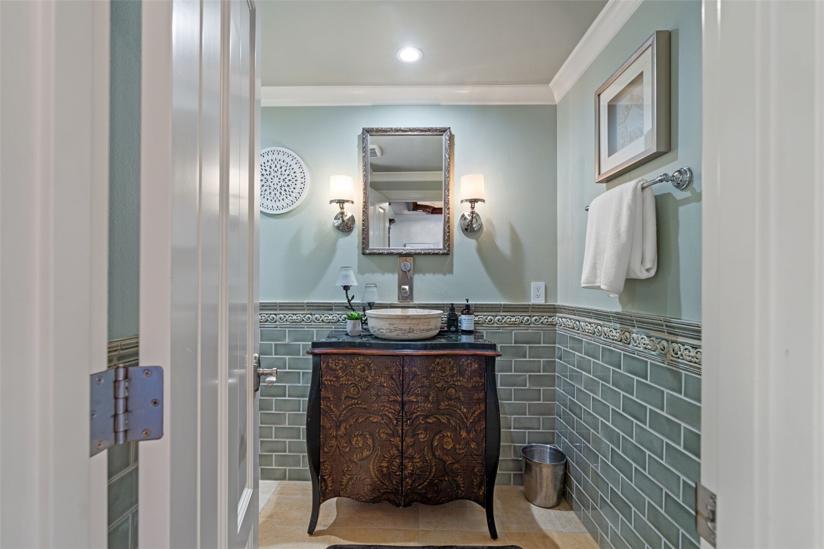 8723 Talbot Road Property Photo 18