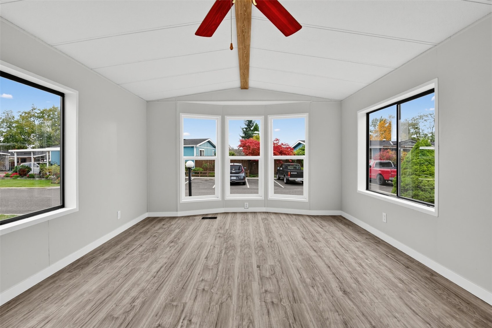11500 Meridian Avenue 39 Property Photo 6