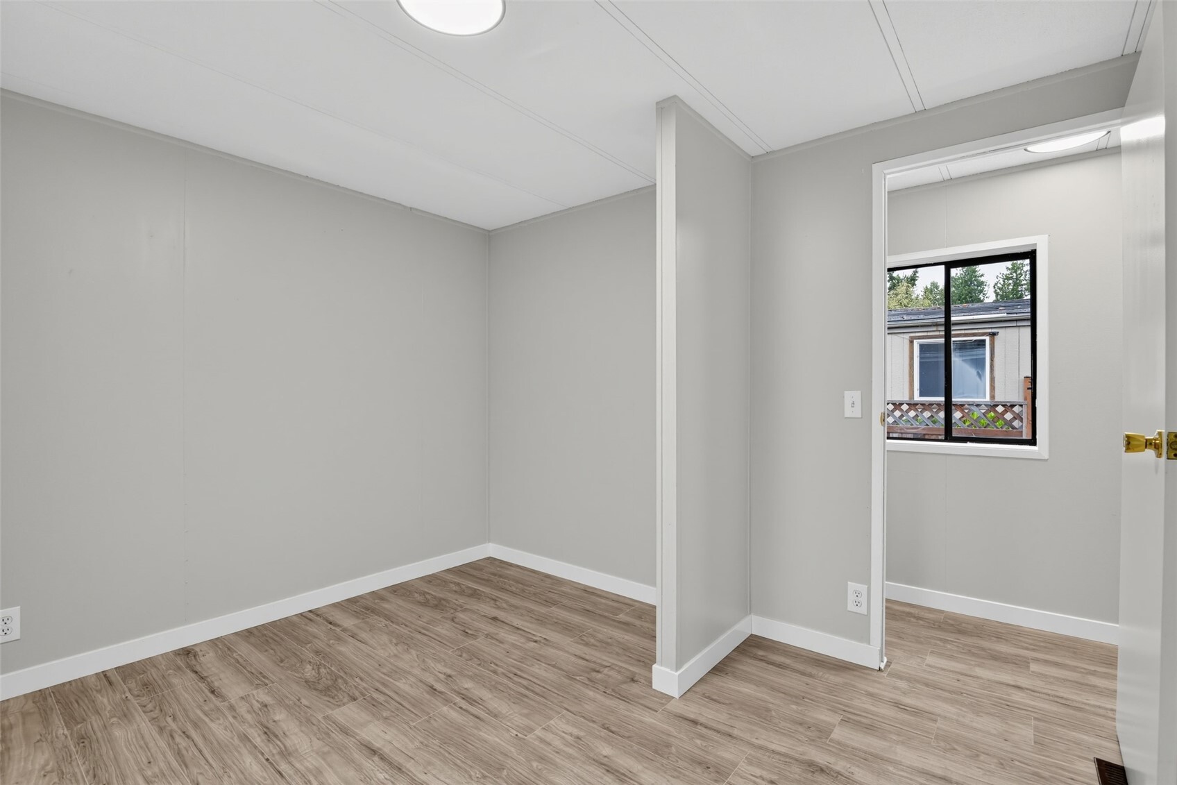 11500 Meridian Avenue 39 Property Photo 16