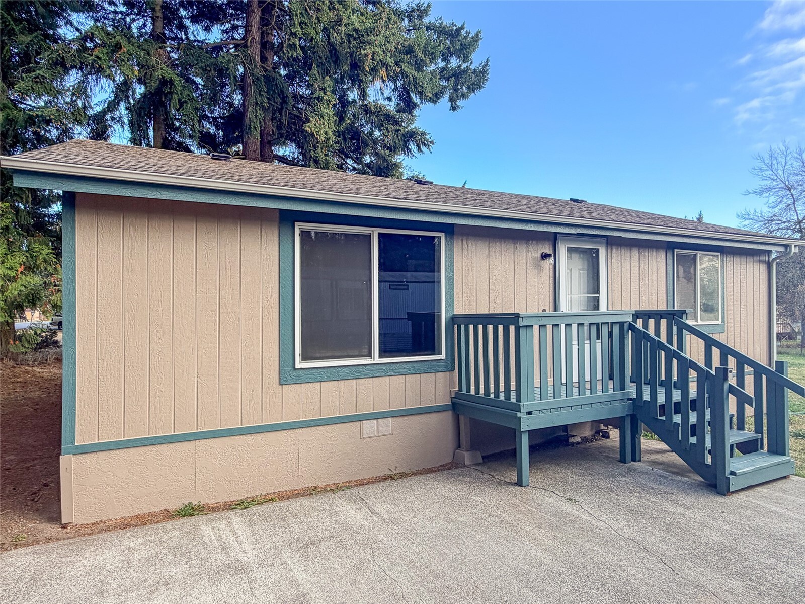 611 Cedar Avenue 21 Property Photo 2