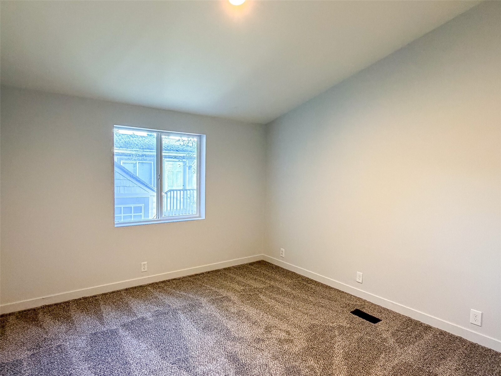 611 Cedar Avenue 21 Property Photo 18