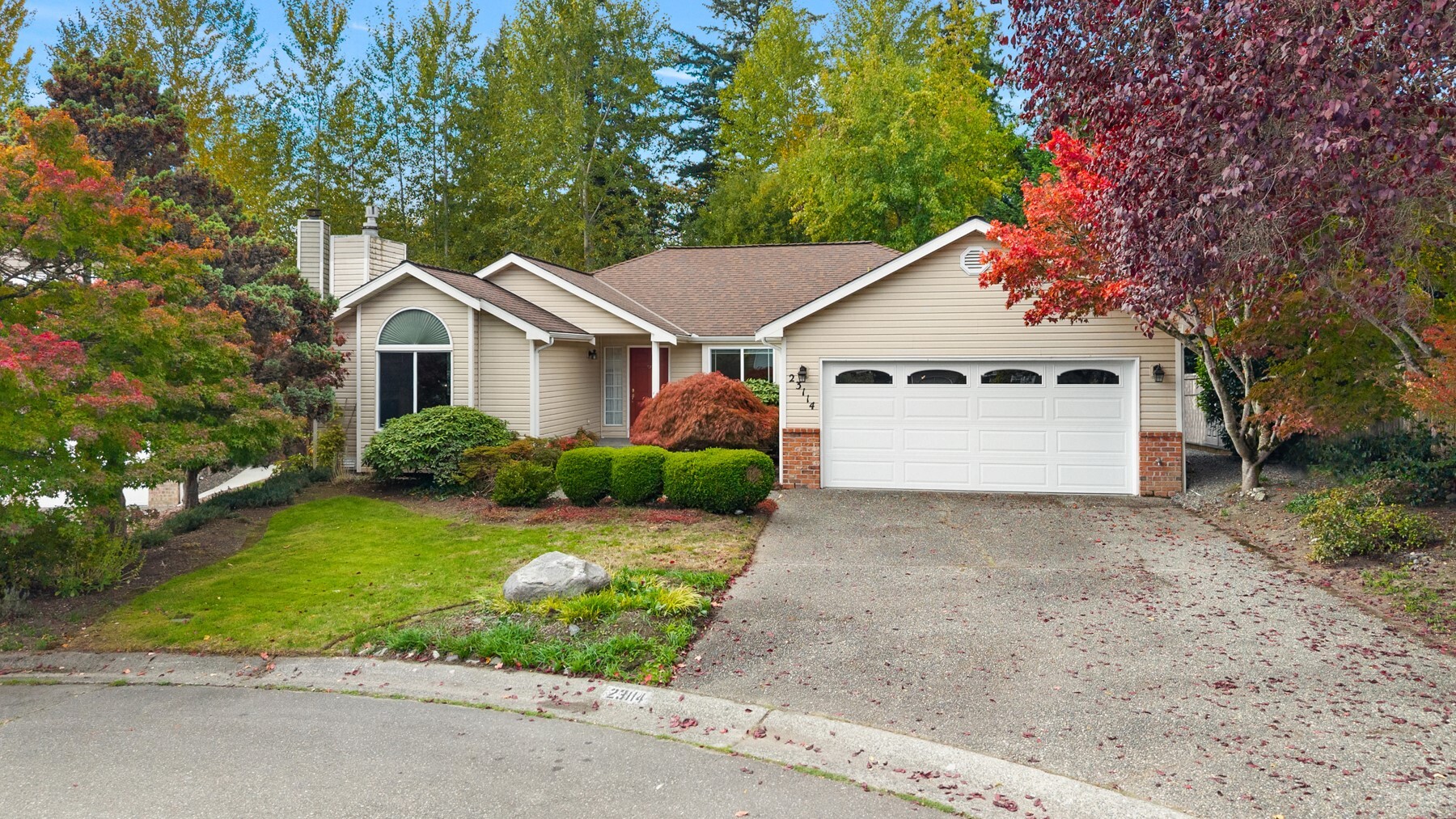 23114 14th Place Property Photo 1