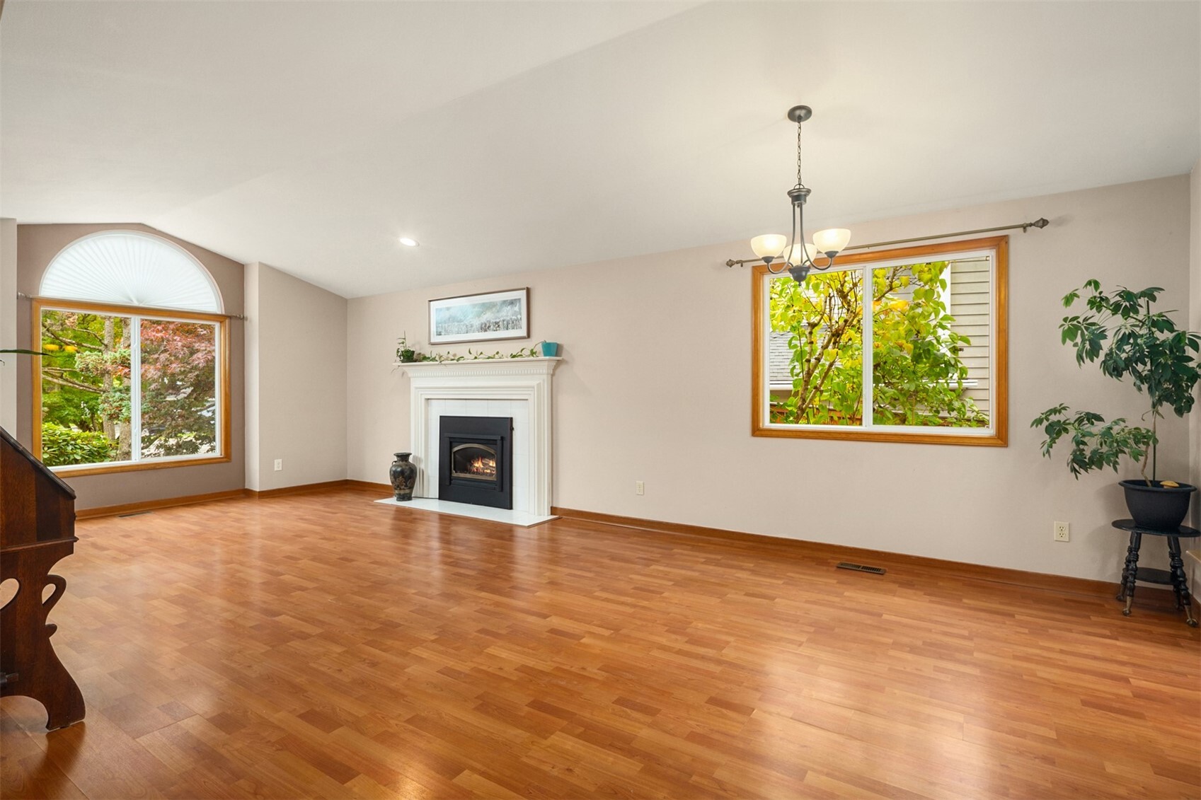 23114 14th Place Property Photo 8