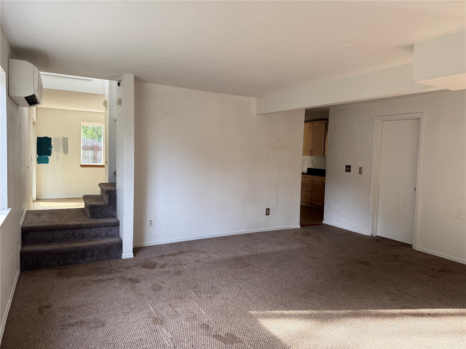 11 Ne Skipper Court Property Photo 2